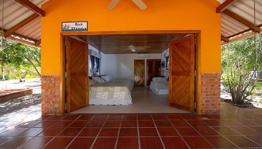 Hotel Carey Beach Baru Cartagena