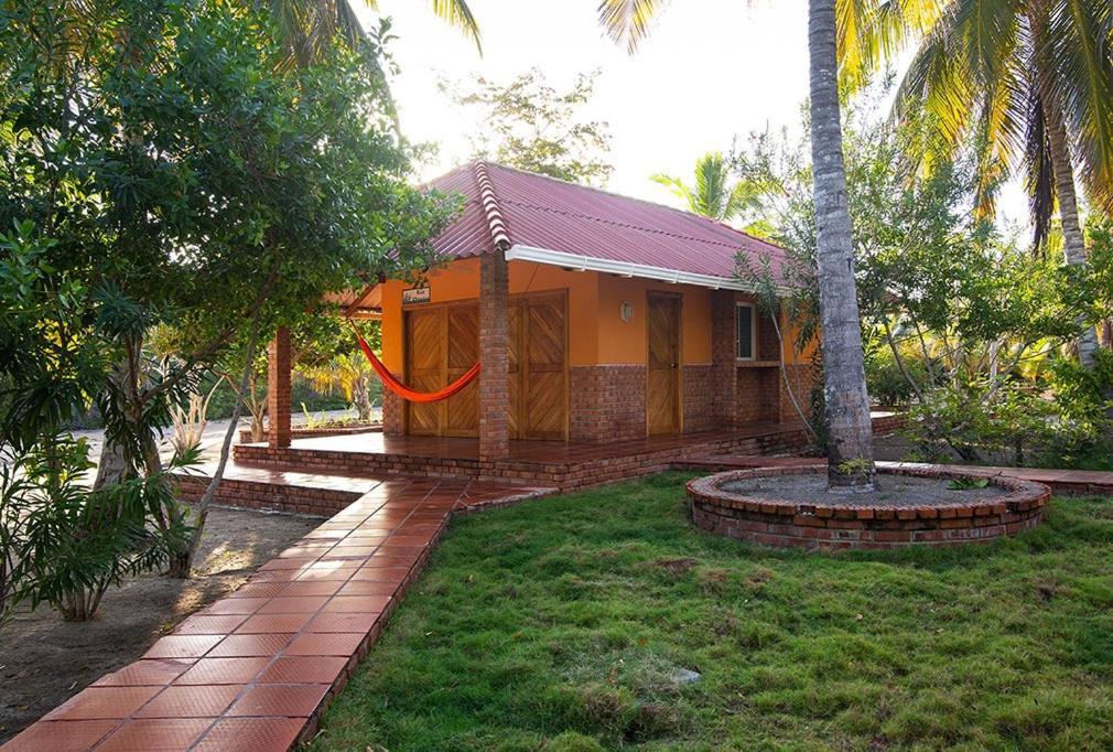 Carey Beach Baru Hotel Cartagena